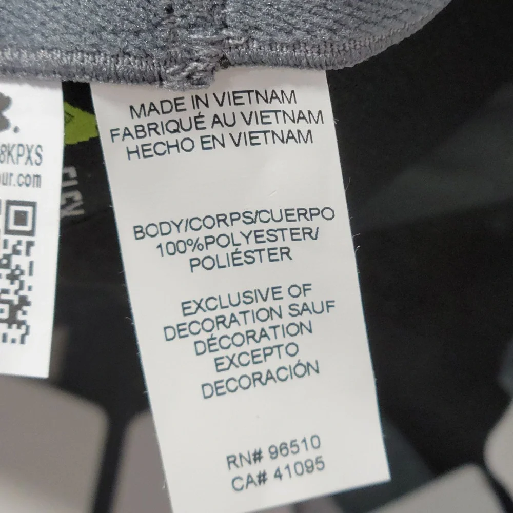 Under Armour Blitzing Hat Boys YSM-YMD Fitted Grey Black A-Flex Stretch Sports